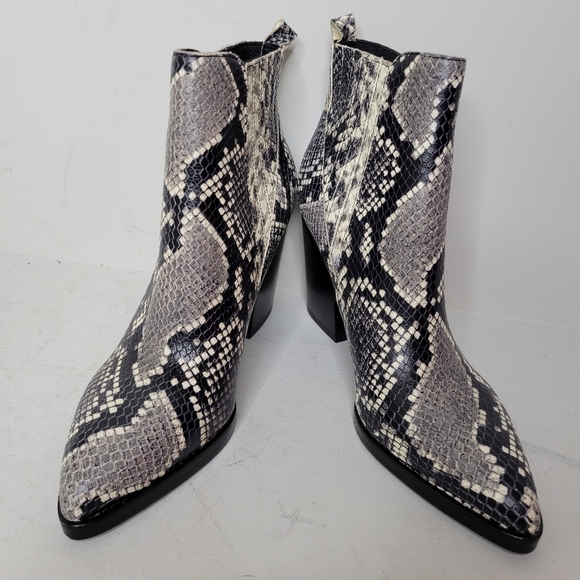 Marc Fisher Alva Bootie SZ 7 - Picture 2 of 6